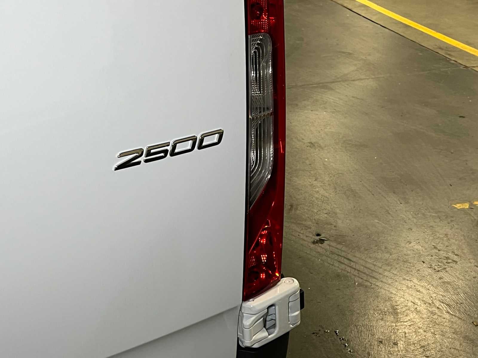 2025 Mercedes-Benz Sprinter Cargo Van 2500 Standard Roof I4 Diesel HO 144" RWD