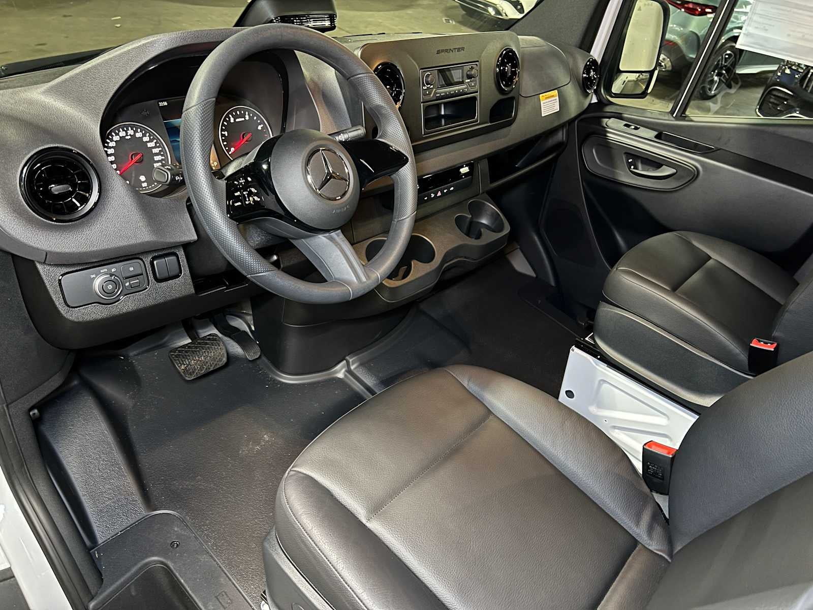 2025 Mercedes-Benz Sprinter Cargo Van 2500 Standard Roof I4 Diesel HO 144" RWD