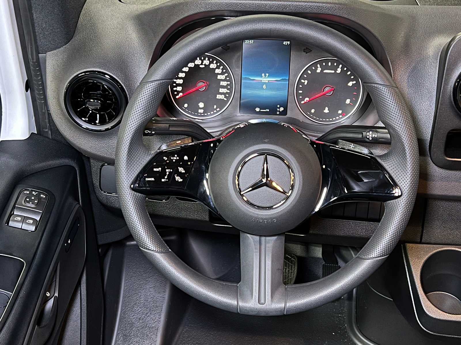 2025 Mercedes-Benz Sprinter Cargo Van 2500 Standard Roof I4 Diesel HO 144" RWD