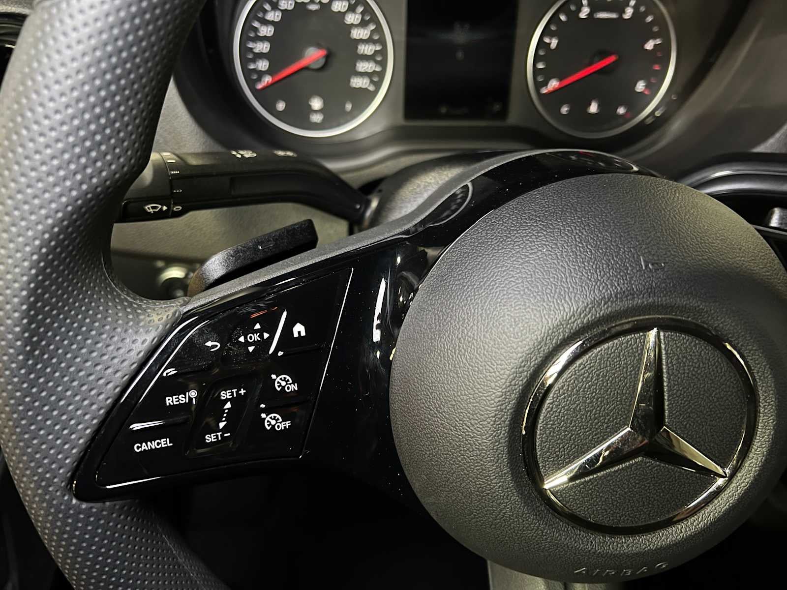 2025 Mercedes-Benz Sprinter Cargo Van 2500 Standard Roof I4 Diesel HO 144" RWD