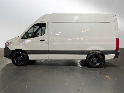 2025 Mercedes-Benz Sprinter Cargo Van 2500 Standard Roof I4 Diesel HO 144" RWD
