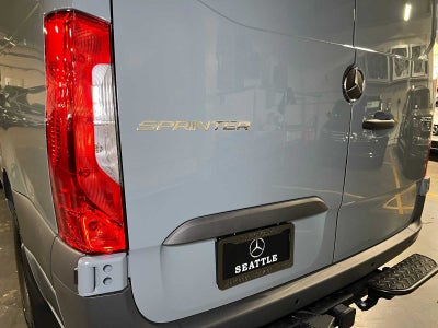 2026 Mercedes-Benz Sprinter Cargo 2500 Standard Roof I4 Diesel HO 144 RWD