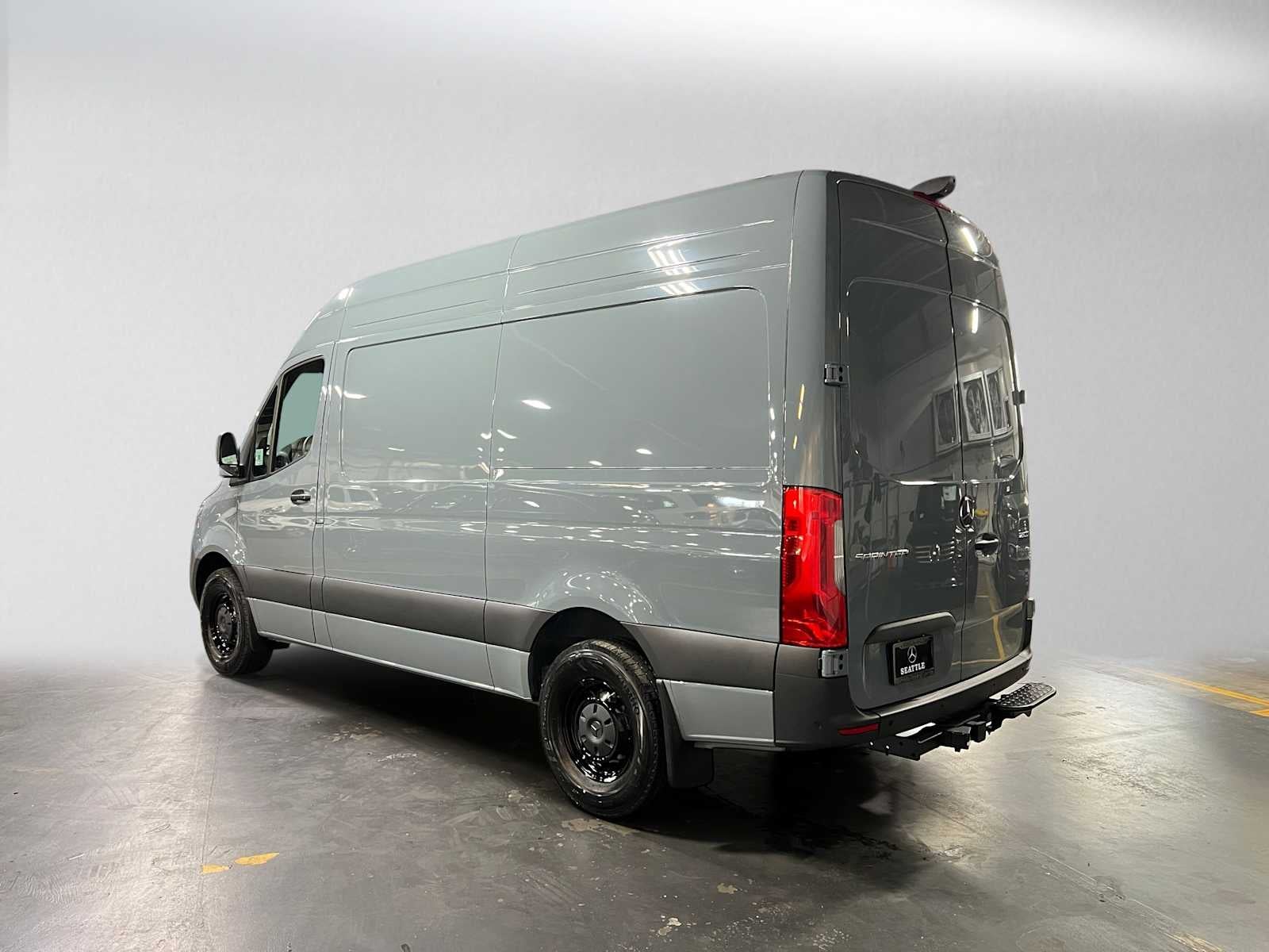 2026 Mercedes-Benz Sprinter Cargo 2500 Standard Roof I4 Diesel HO 144 RWD