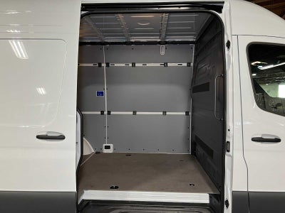 2025 Mercedes-Benz Sprinter Cargo Van 2500 Standard Roof I4 Diesel HO 144" RWD