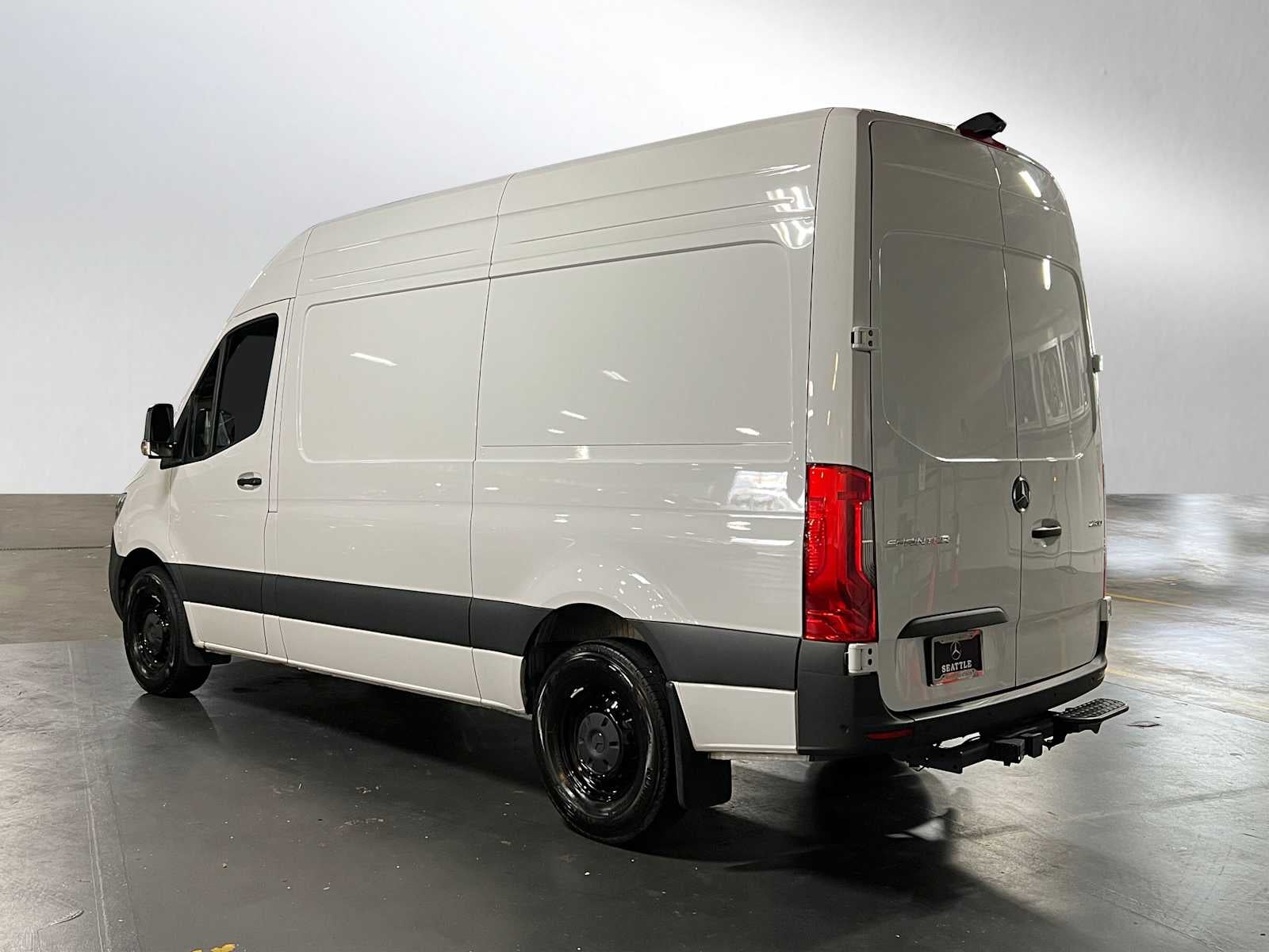 2025 Mercedes-Benz Sprinter Cargo Van 2500 Standard Roof I4 Diesel HO 144" RWD