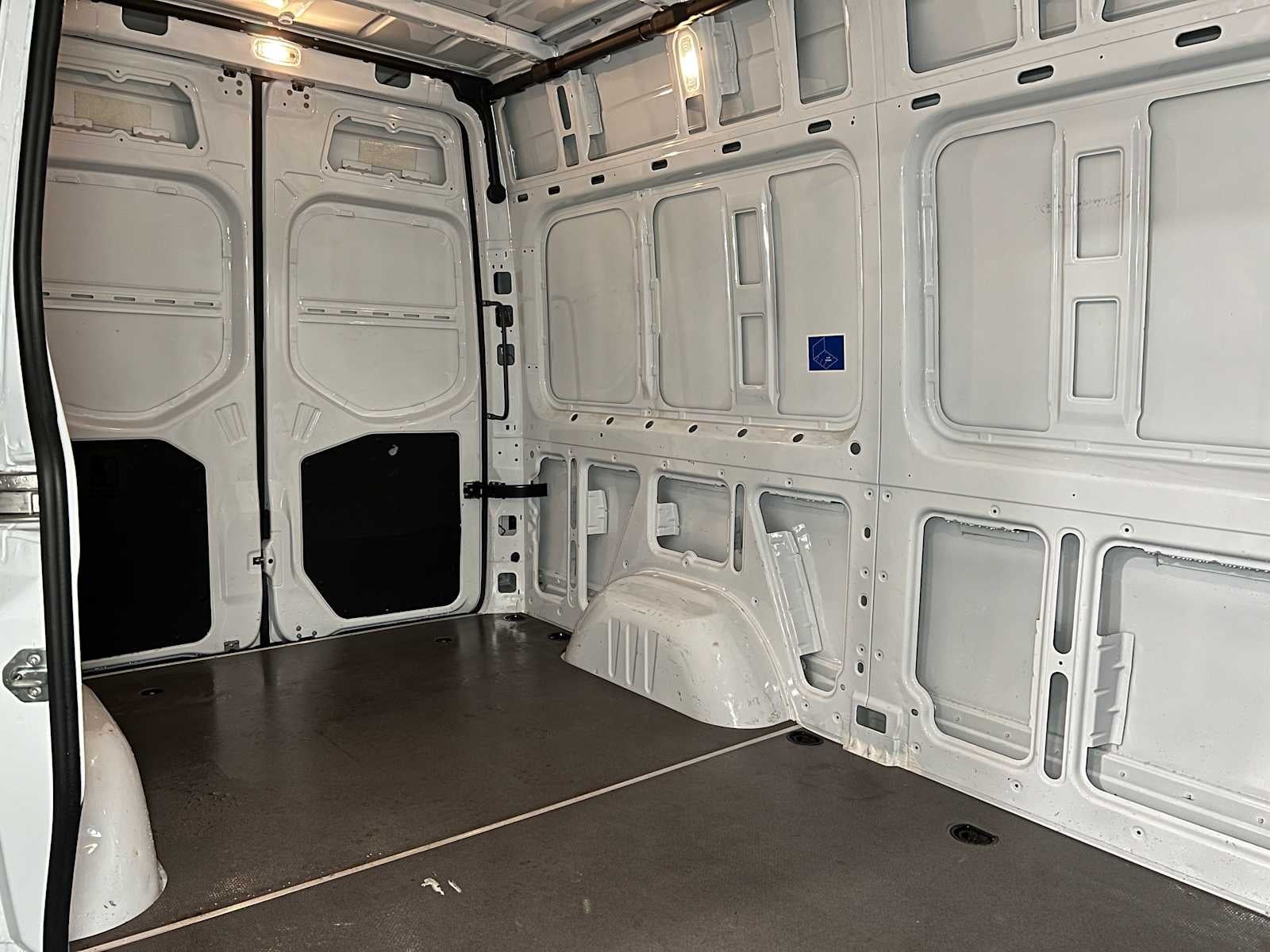 2025 Mercedes-Benz Sprinter Cargo Van 2500 Standard Roof I4 Diesel HO 144" RWD