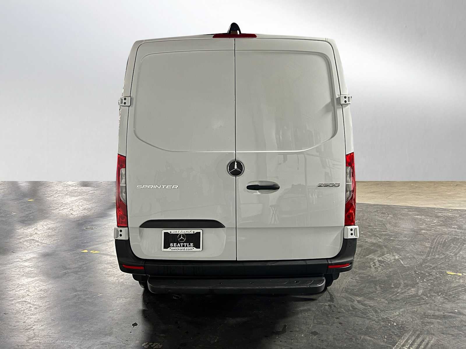 2025 Mercedes-Benz Sprinter Cargo Van 2500 Standard Roof I4 Diesel HO 144" RWD
