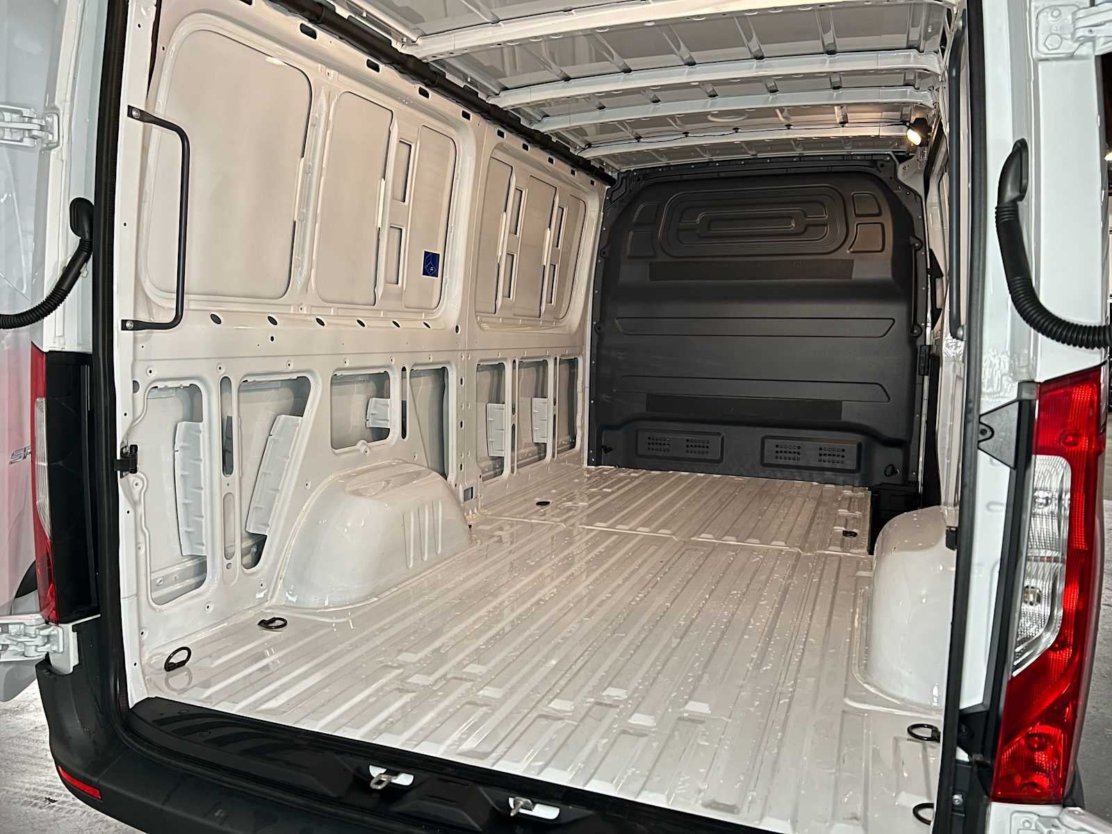 2025 Mercedes-Benz Sprinter Cargo Van 2500 Standard Roof I4 Diesel HO 144 RWD