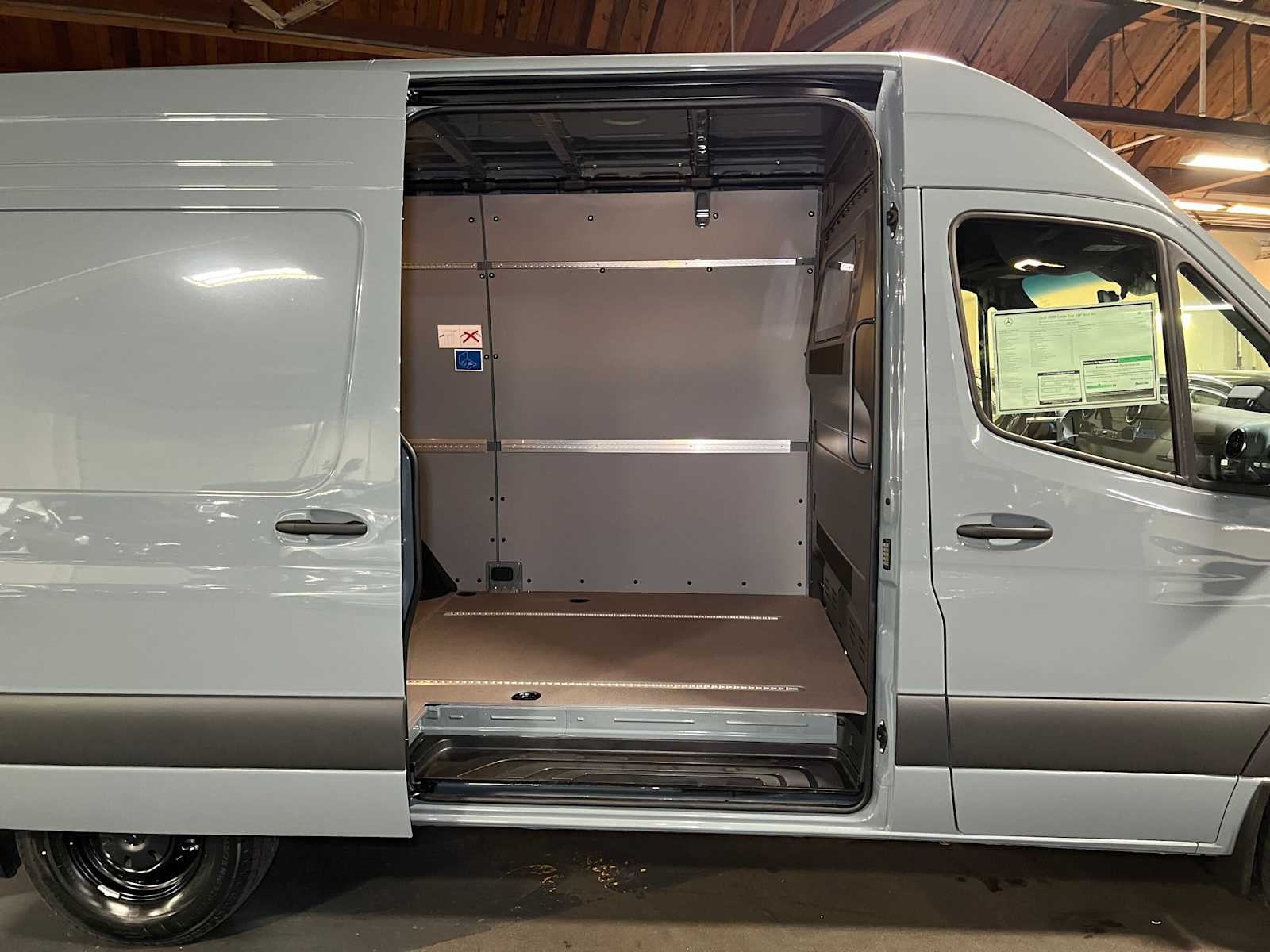 2026 Mercedes-Benz Sprinter Cargo 2500 Standard Roof I4 Diesel HO 144 RWD