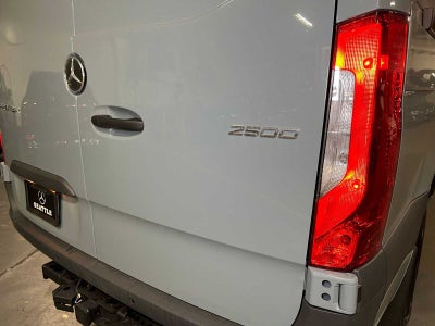 2026 Mercedes-Benz Sprinter Cargo 2500 Standard Roof I4 Diesel HO 144 RWD