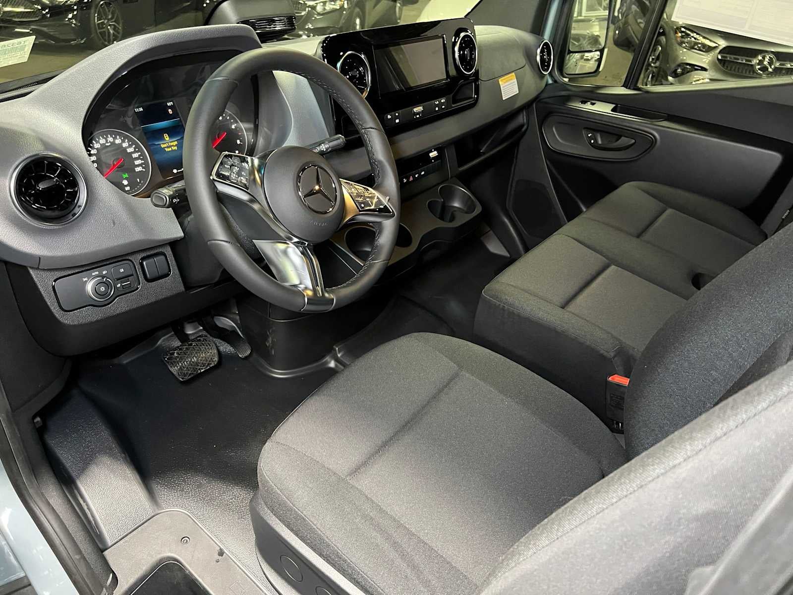 2026 Mercedes-Benz Sprinter Cargo 2500 Standard Roof I4 Diesel HO 144 RWD