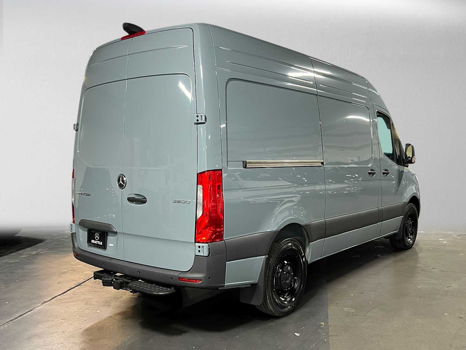 2026 Mercedes-Benz Sprinter Cargo 2500 Standard Roof I4 Diesel HO 144 RWD