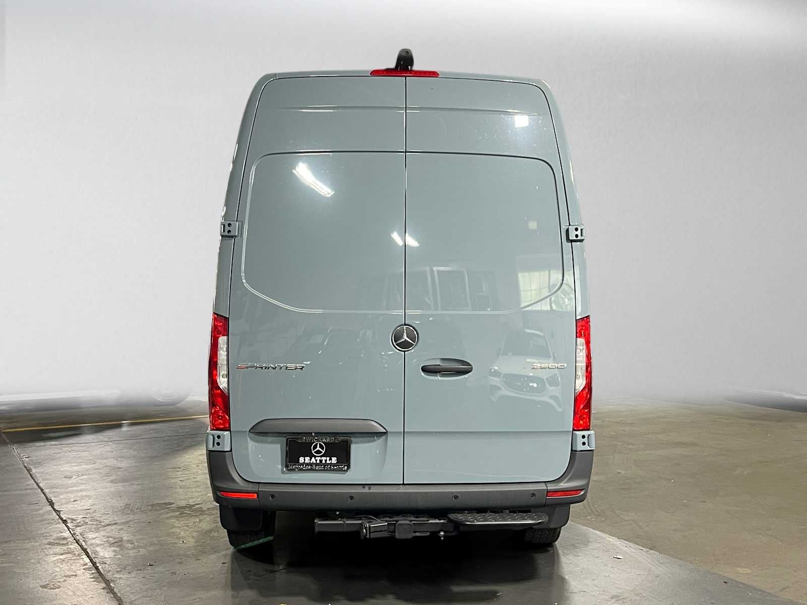 2026 Mercedes-Benz Sprinter Cargo 2500 Standard Roof I4 Diesel HO 144 RWD