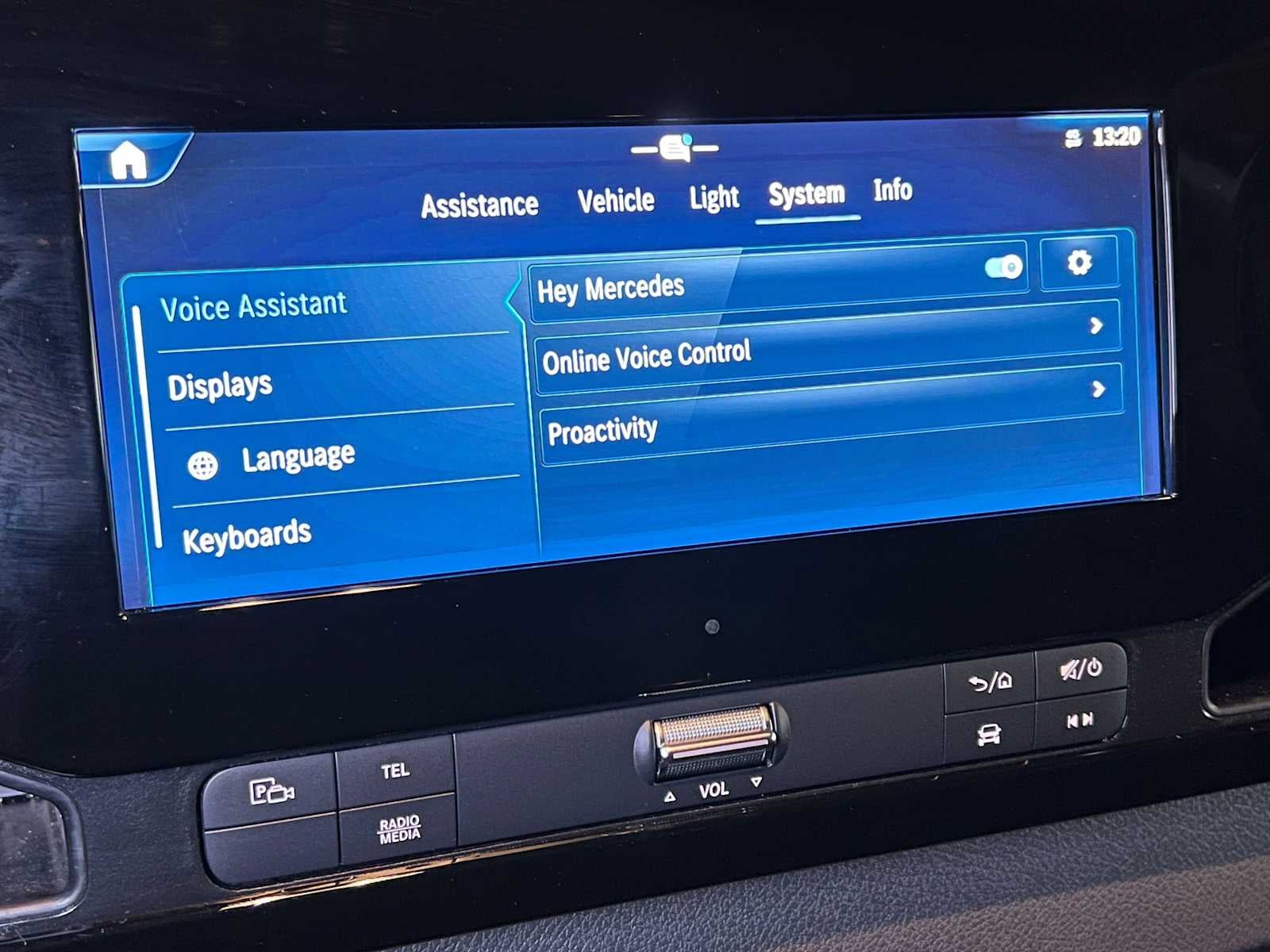 2026 Mercedes-Benz Sprinter 2500 Standard Roof I4 Diesel HO 144 RWD