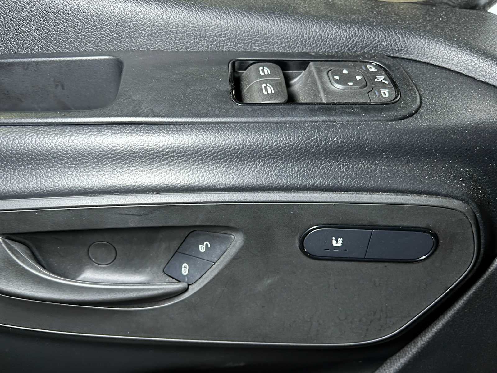 2025 Mercedes-Benz Sprinter Cargo Van 2500 Standard Roof I4 Diesel HO 144" RWD