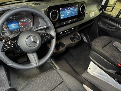 2025 Mercedes-Benz Sprinter Cargo Van 2500 Standard Roof I4 Diesel HO 144" RWD