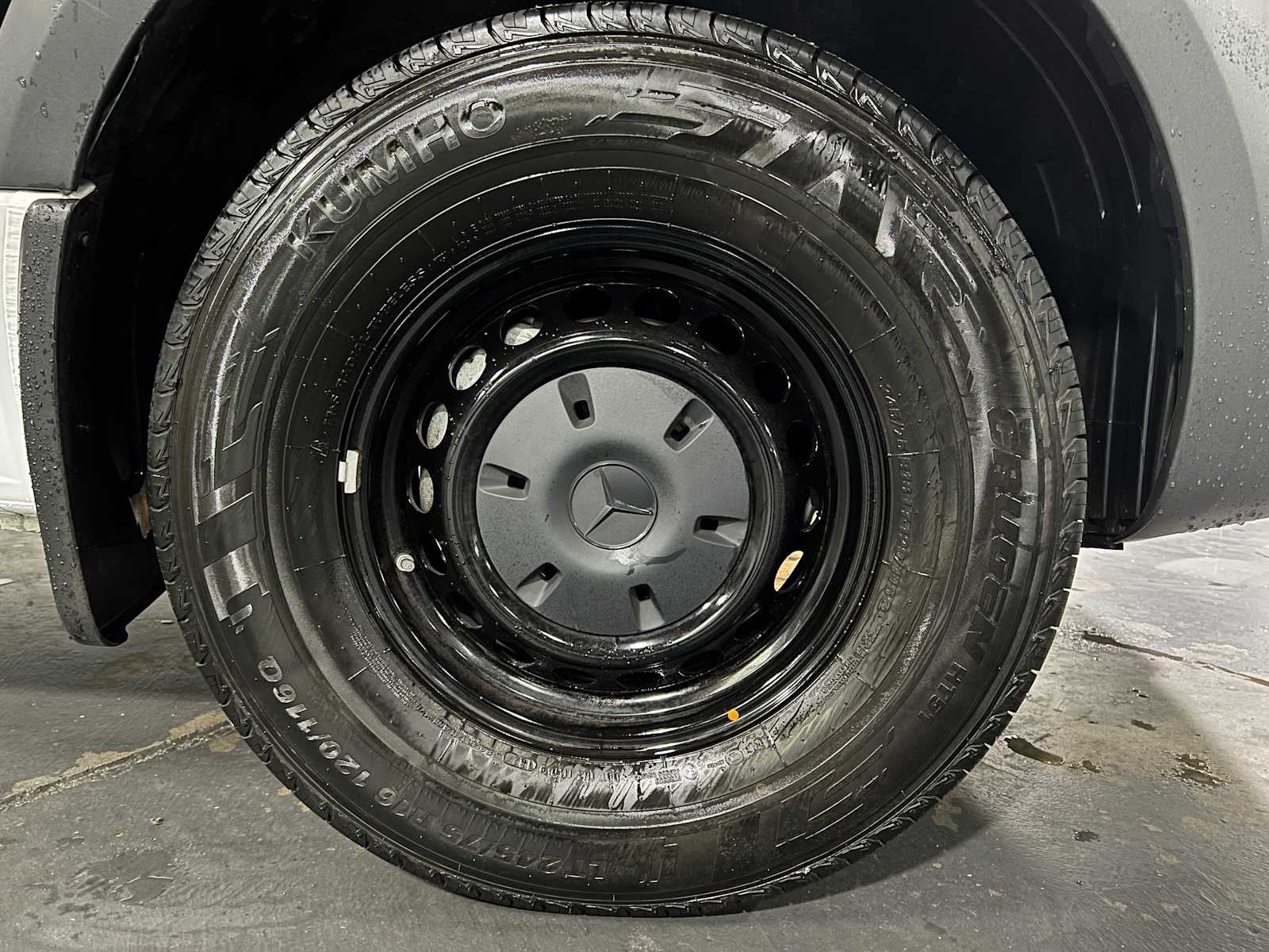 2025 Mercedes-Benz Sprinter Cargo Van 2500 Standard Roof I4 Diesel HO 144" RWD