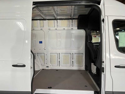 2025 Mercedes-Benz Sprinter Cargo Van 2500 Standard Roof I4 Diesel HO 144" RWD