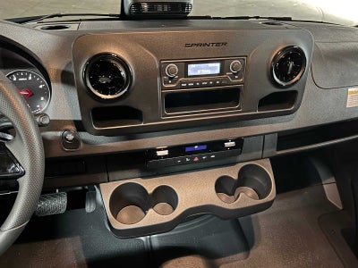 2025 Mercedes-Benz Sprinter Cargo Van 2500 Standard Roof I4 Diesel HO 144" RWD