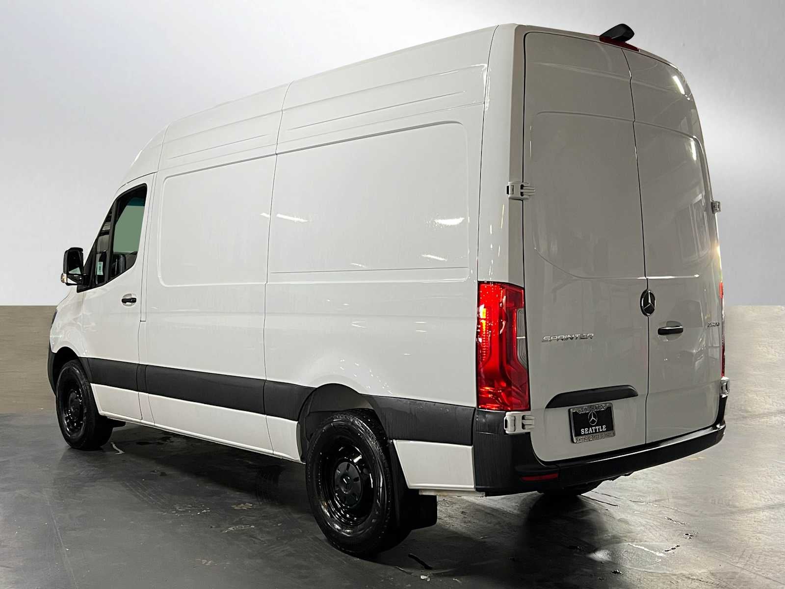 2025 Mercedes-Benz Sprinter Cargo Van 2500 Standard Roof I4 Diesel HO 144" RWD