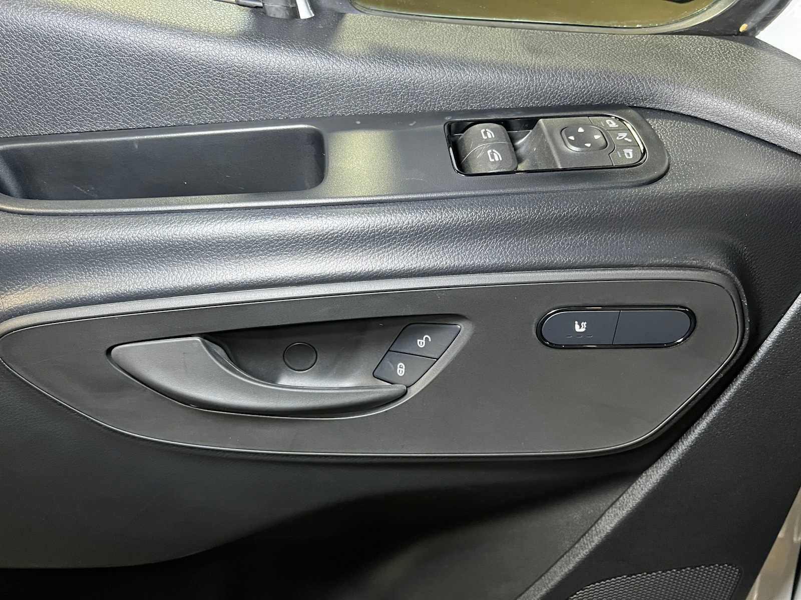 2025 Mercedes-Benz Sprinter Cargo Van 2500 Standard Roof I4 Diesel HO 144" RWD