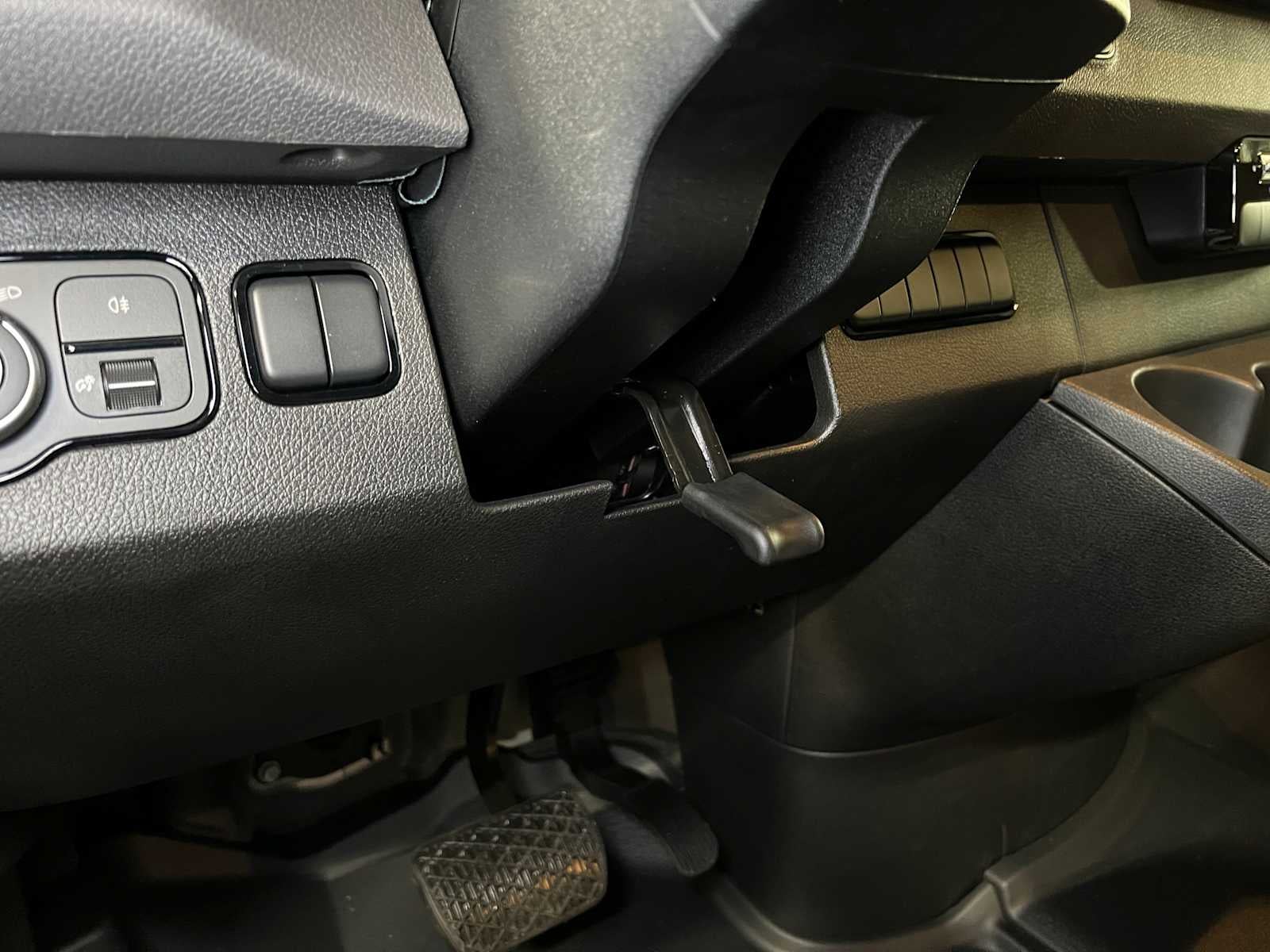 2025 Mercedes-Benz Sprinter Cargo Van 2500 Standard Roof I4 Diesel HO 144" RWD