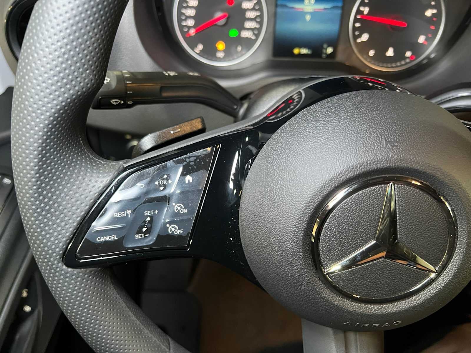 2025 Mercedes-Benz Sprinter Cargo Van 2500 Standard Roof I4 Diesel HO 144" RWD