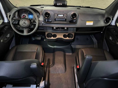 2025 Mercedes-Benz Sprinter Cargo Van 2500 Standard Roof I4 Diesel HO 144" RWD
