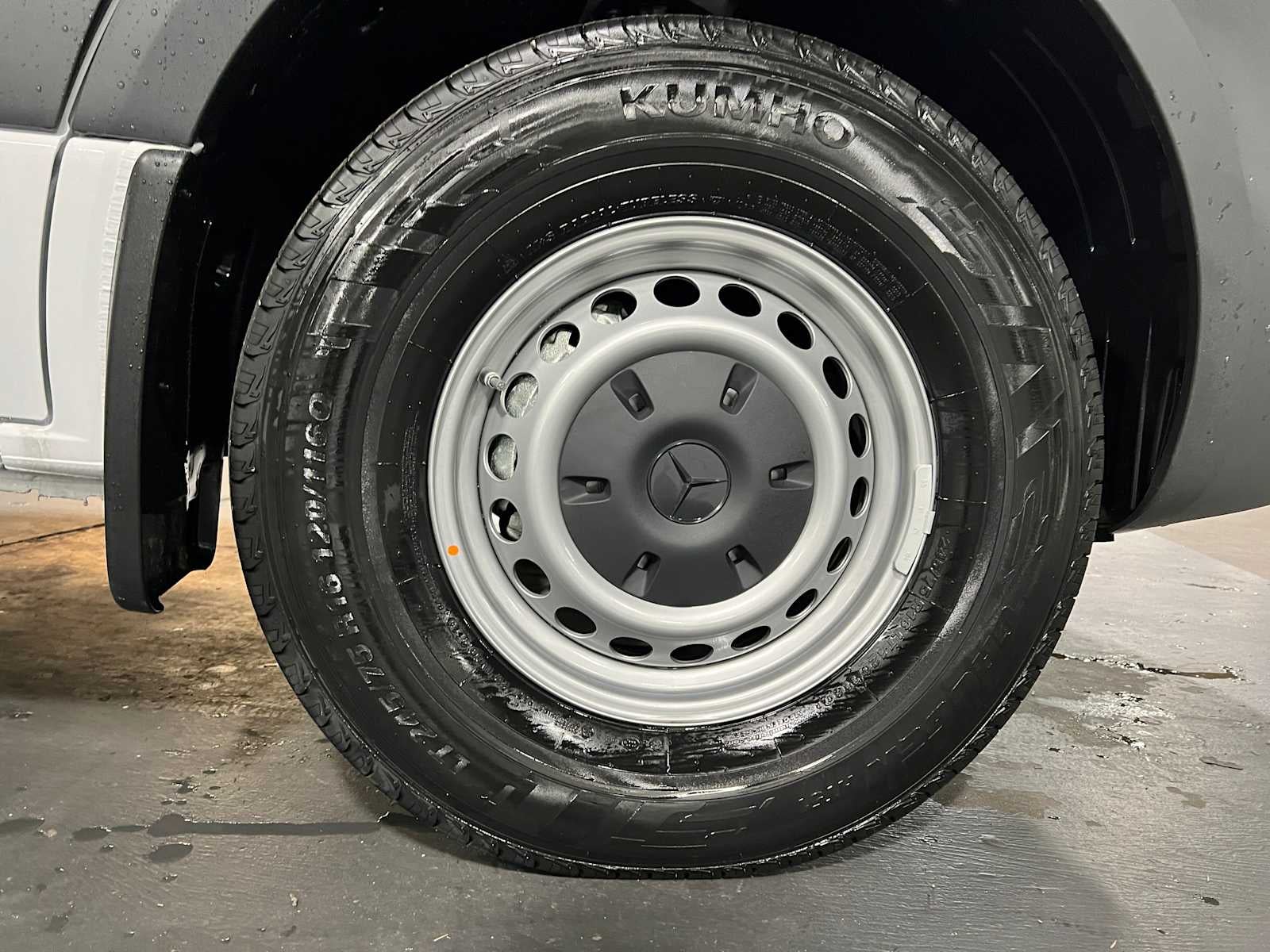 2025 Mercedes-Benz Sprinter Cargo Van 2500 Standard Roof I4 Diesel HO 144" RWD