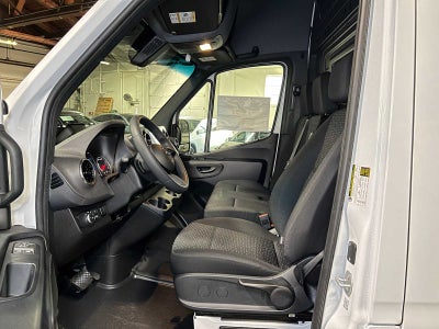 2026 Mercedes-Benz Sprinter 2500 Standard Roof I4 Diesel HO 144" RWD
