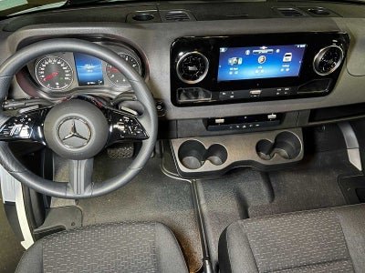 2026 Mercedes-Benz Sprinter 2500 Standard Roof I4 Diesel HO 144 RWD