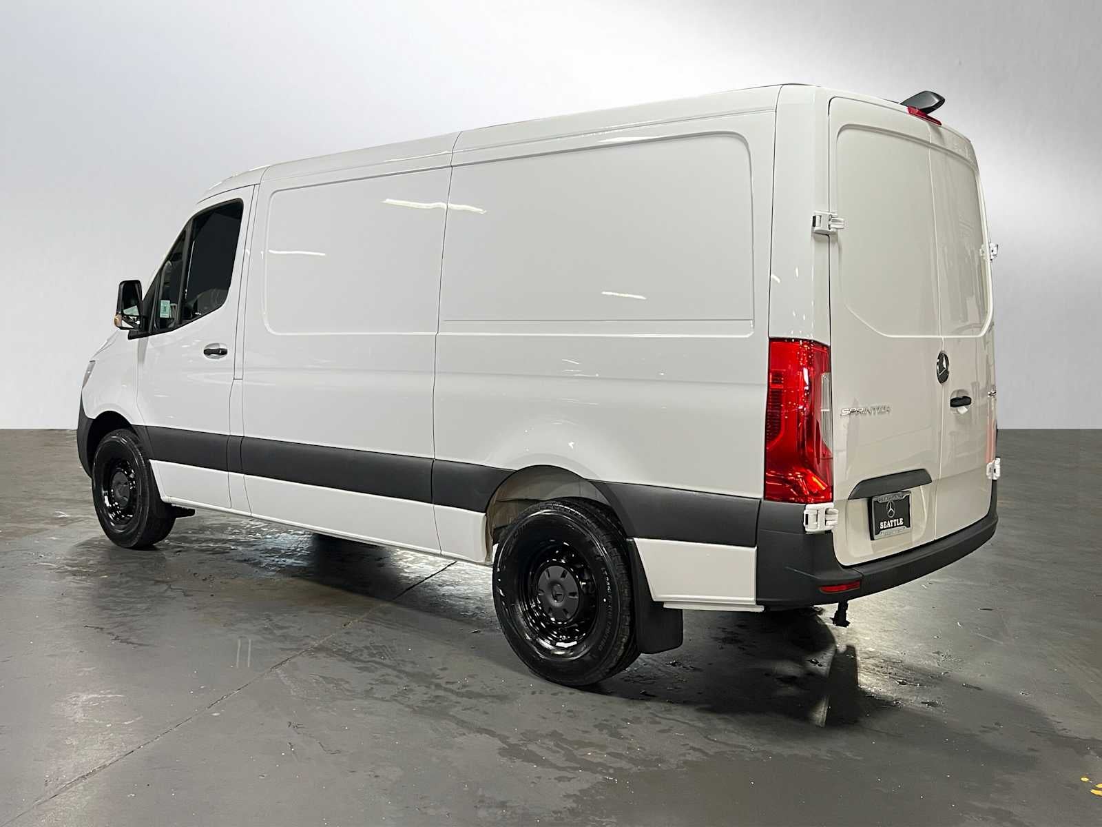 2025 Mercedes-Benz Sprinter Cargo Van 2500 Standard Roof I4 Diesel HO 144" RWD