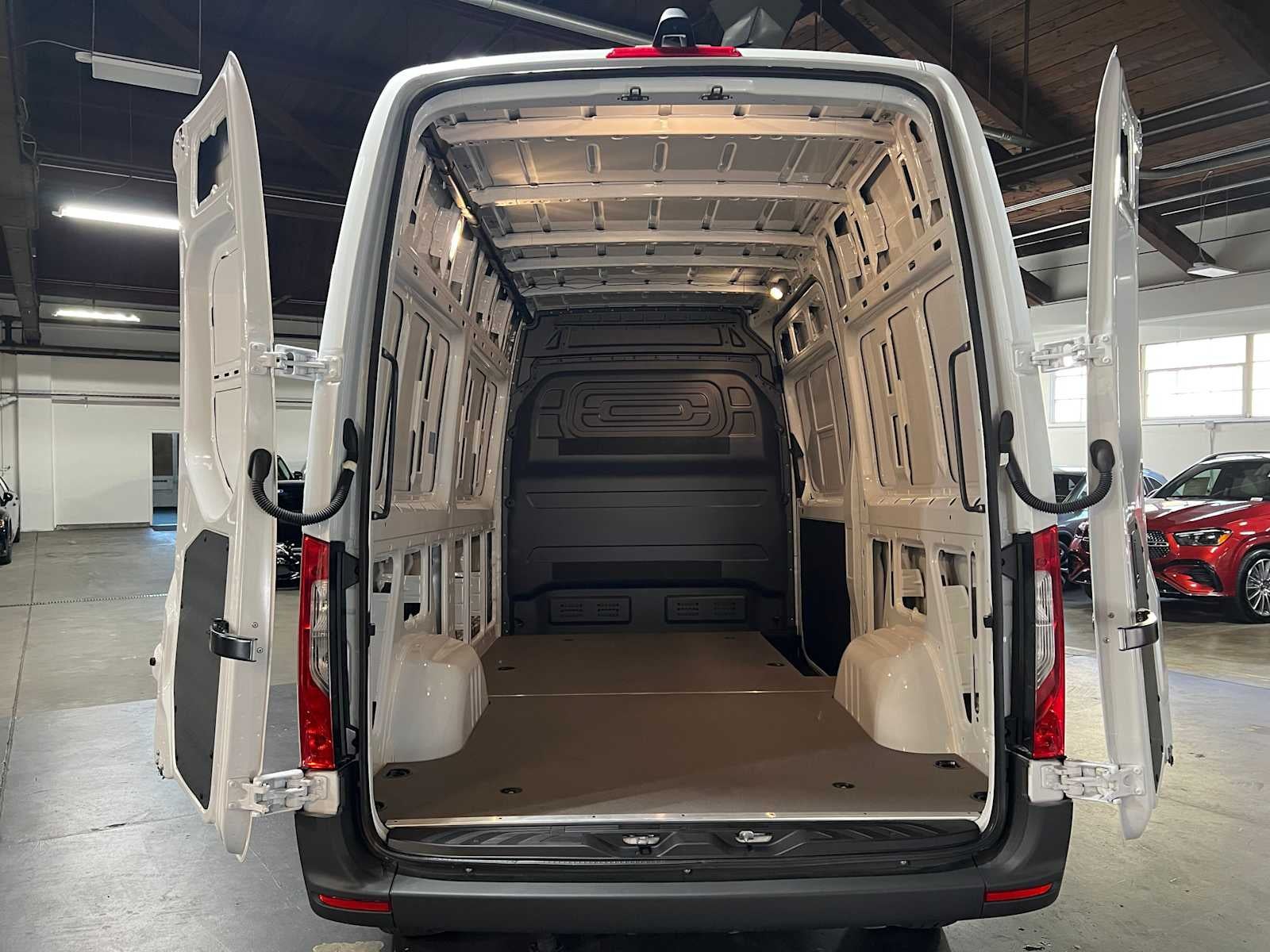 2025 Mercedes-Benz Sprinter Cargo Van 2500 Standard Roof I4 Diesel HO 144" RWD