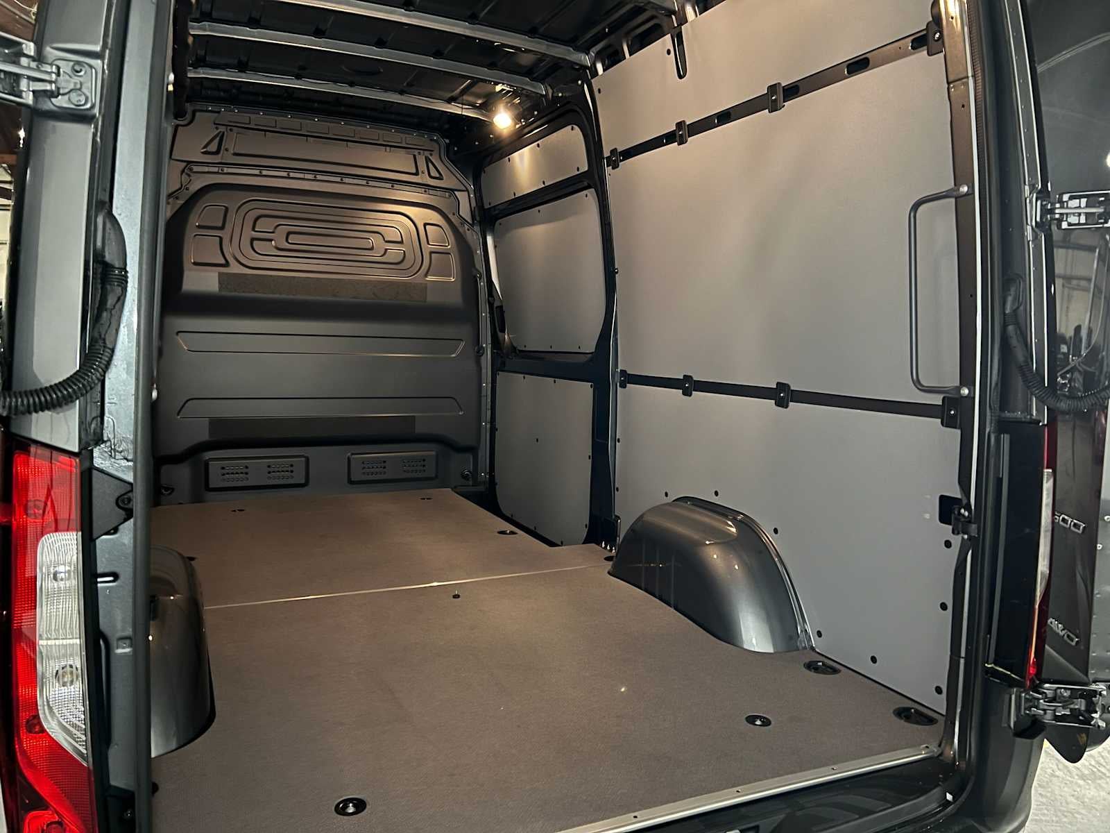 2025 Mercedes-Benz Sprinter Cargo Van 2500 Standard Roof I4 Diesel HO 144 AWD