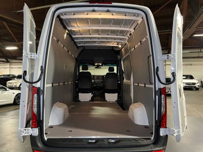 2025 Mercedes-Benz Sprinter Cargo Van 2500 Standard Roof I4 Diesel HO 144" AWD