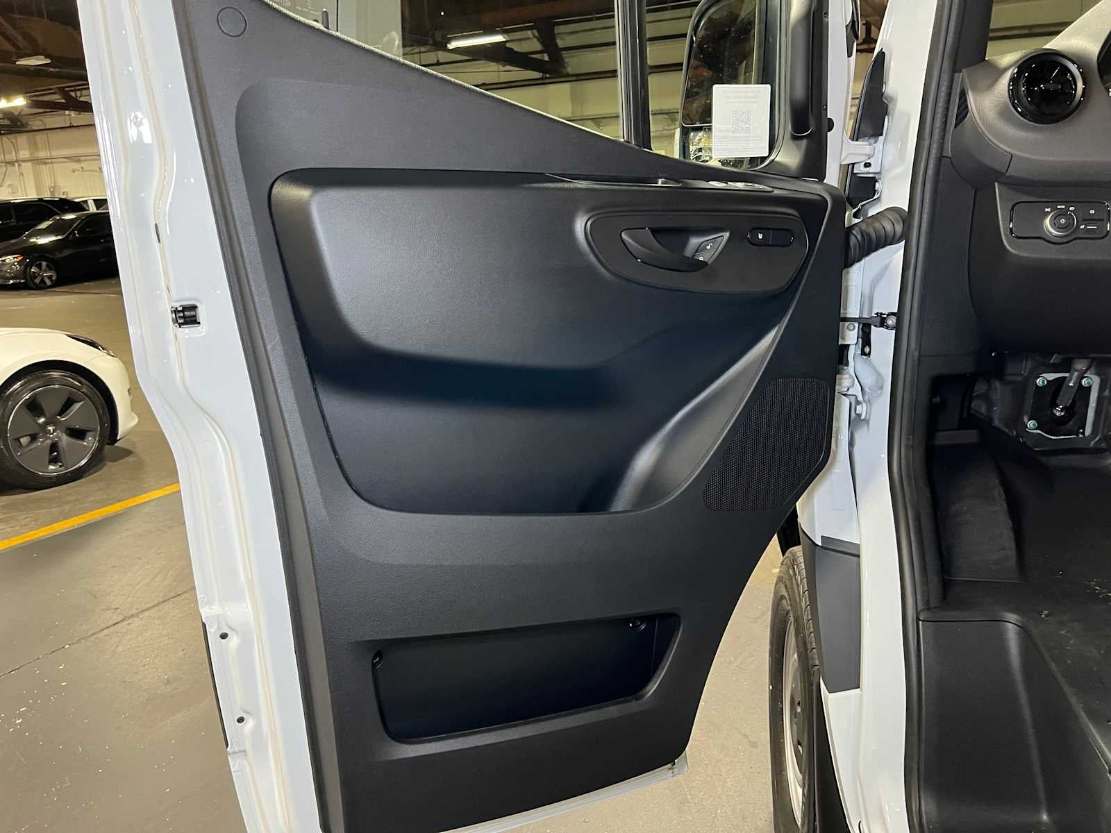 2025 Mercedes-Benz Sprinter Cargo Van 2500 Standard Roof I4 Diesel HO 144" AWD