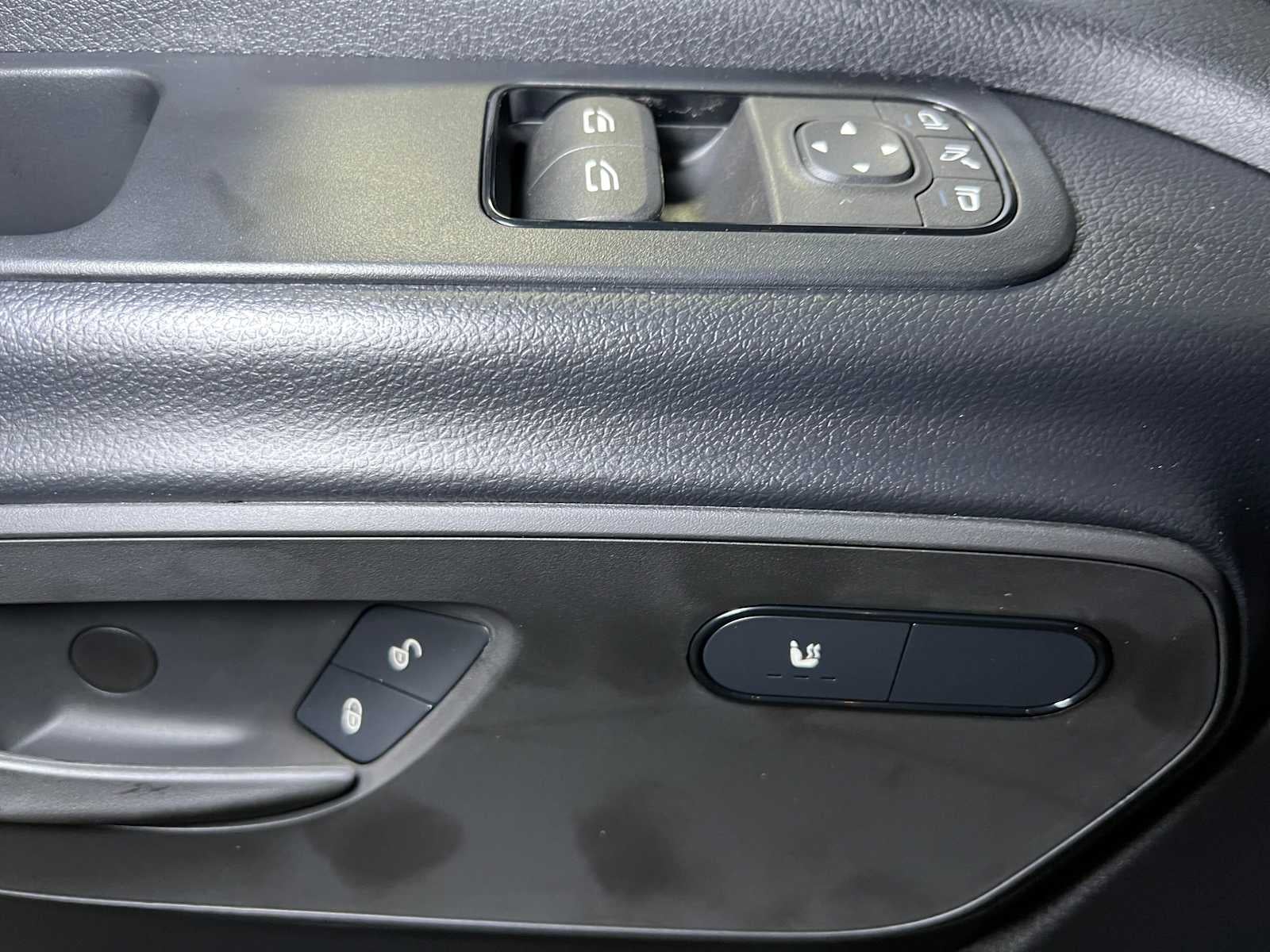 2025 Mercedes-Benz Sprinter Cargo Van 2500 Standard Roof I4 Diesel HO 144" AWD