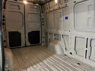 2026 Mercedes-Benz Sprinter 2500 Standard Roof I4 Diesel HO 144" AWD