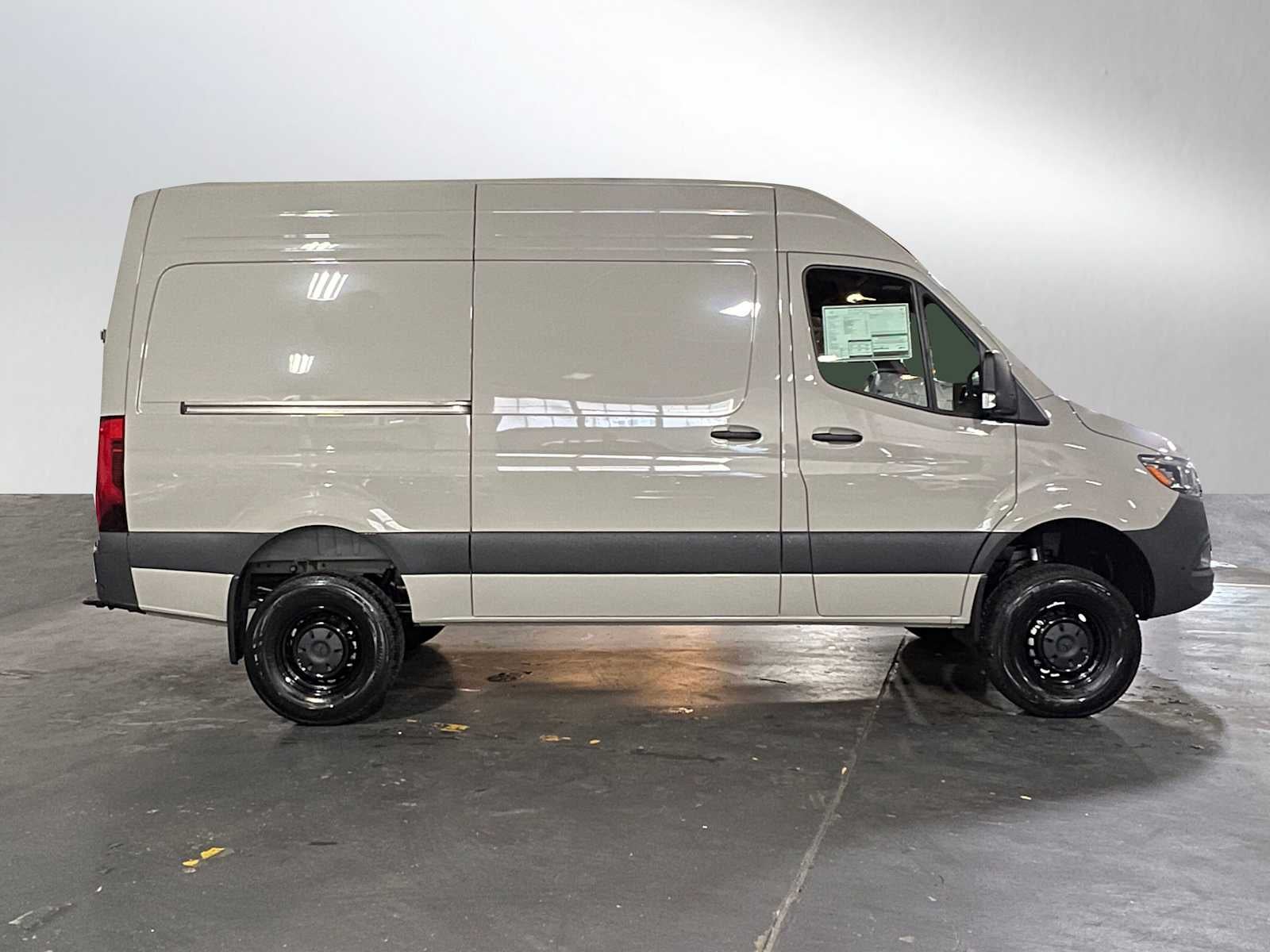 2026 Mercedes-Benz Sprinter 2500 Standard Roof I4 Diesel HO 144" AWD