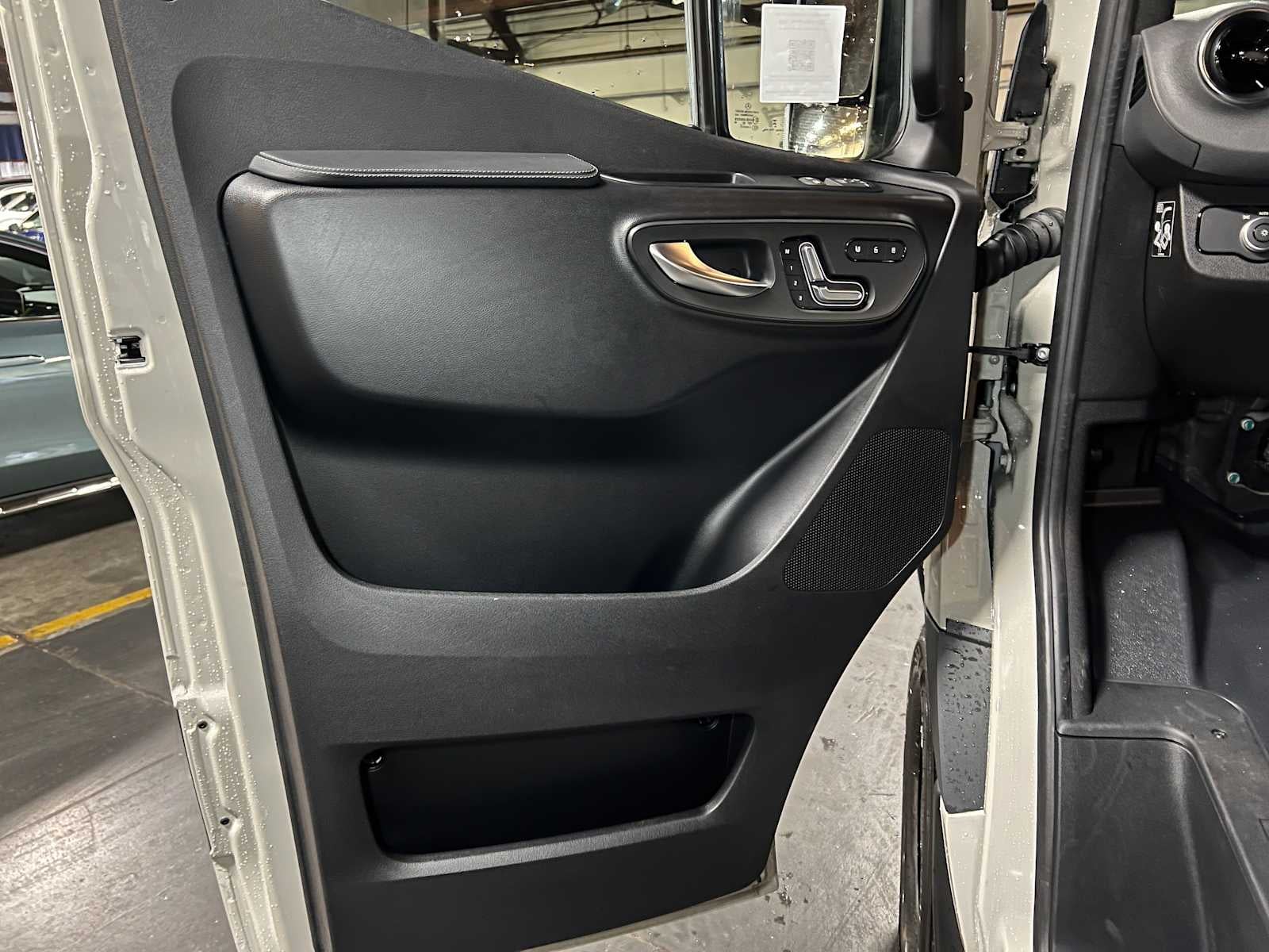 2026 Mercedes-Benz Sprinter 2500 Standard Roof I4 Diesel HO 144" AWD