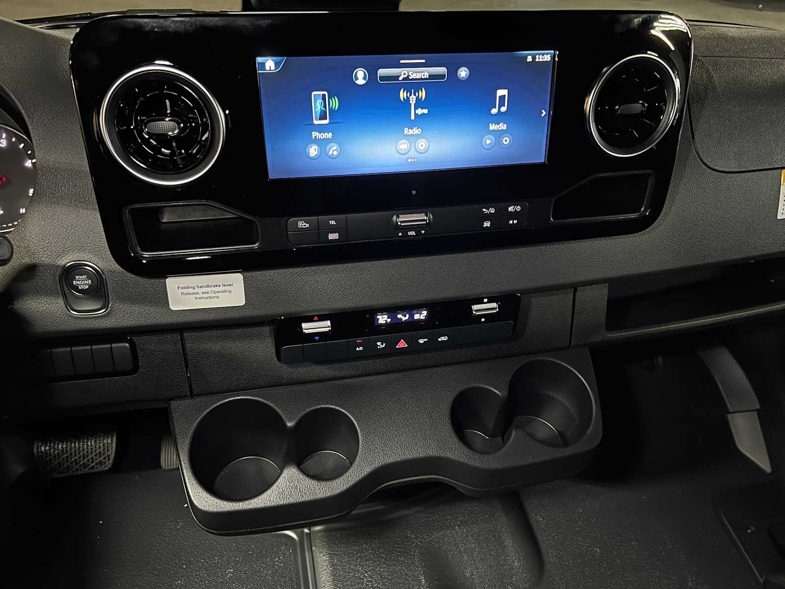 2026 Mercedes-Benz Sprinter 2500 Standard Roof I4 Diesel HO 144" AWD