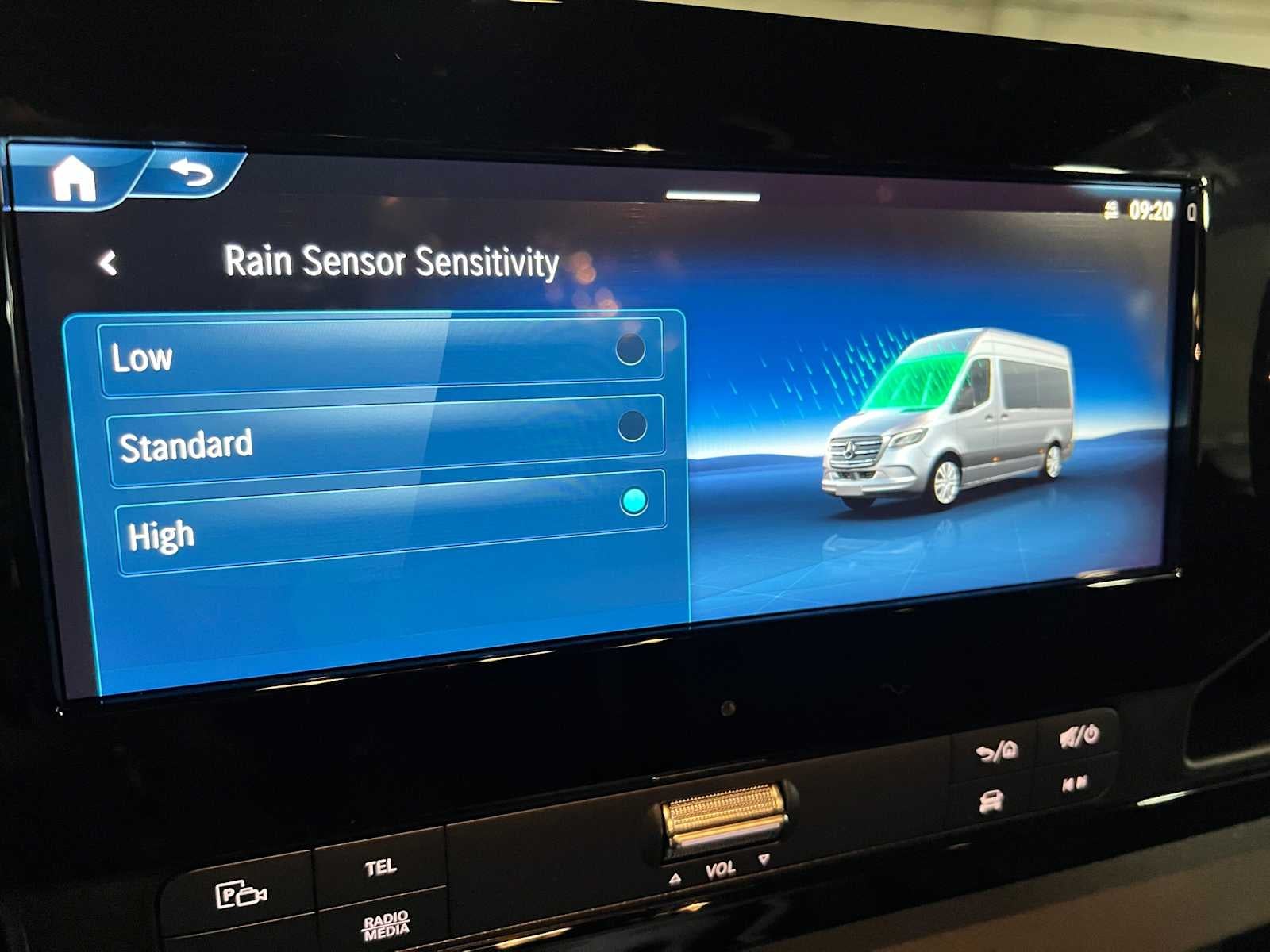 2027 Mercedes-Benz Sprinter Cargo 2500 Standard Roof I4 Diesel HO 144 AWD