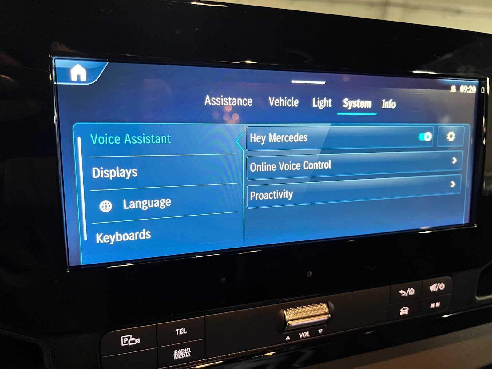 2027 Mercedes-Benz Sprinter Cargo 2500 Standard Roof I4 Diesel HO 144 AWD