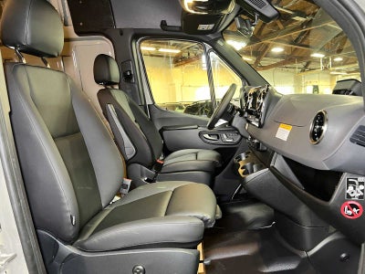 2027 Mercedes-Benz Sprinter Cargo 2500 Standard Roof I4 Diesel HO 144 AWD