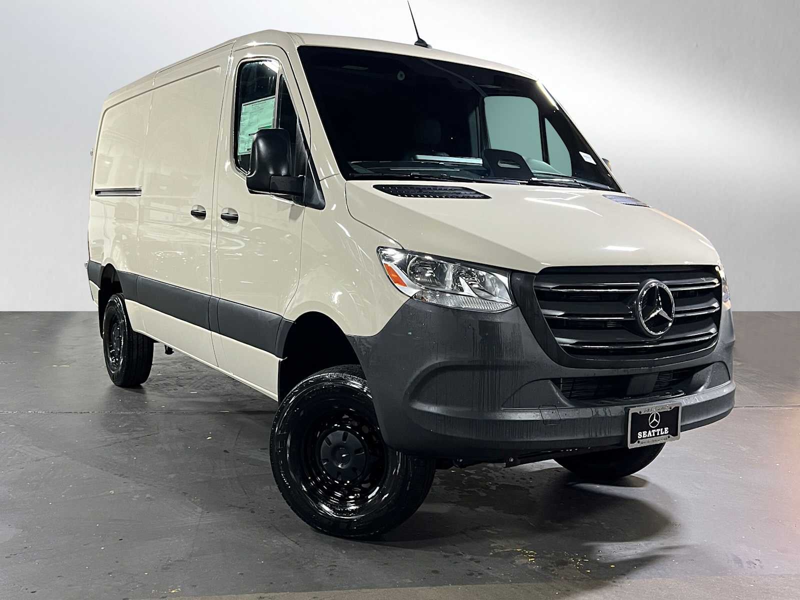 2025 Mercedes-Benz Sprinter Cargo Van 2500 Standard Roof I4 Diesel HO 144" AWD