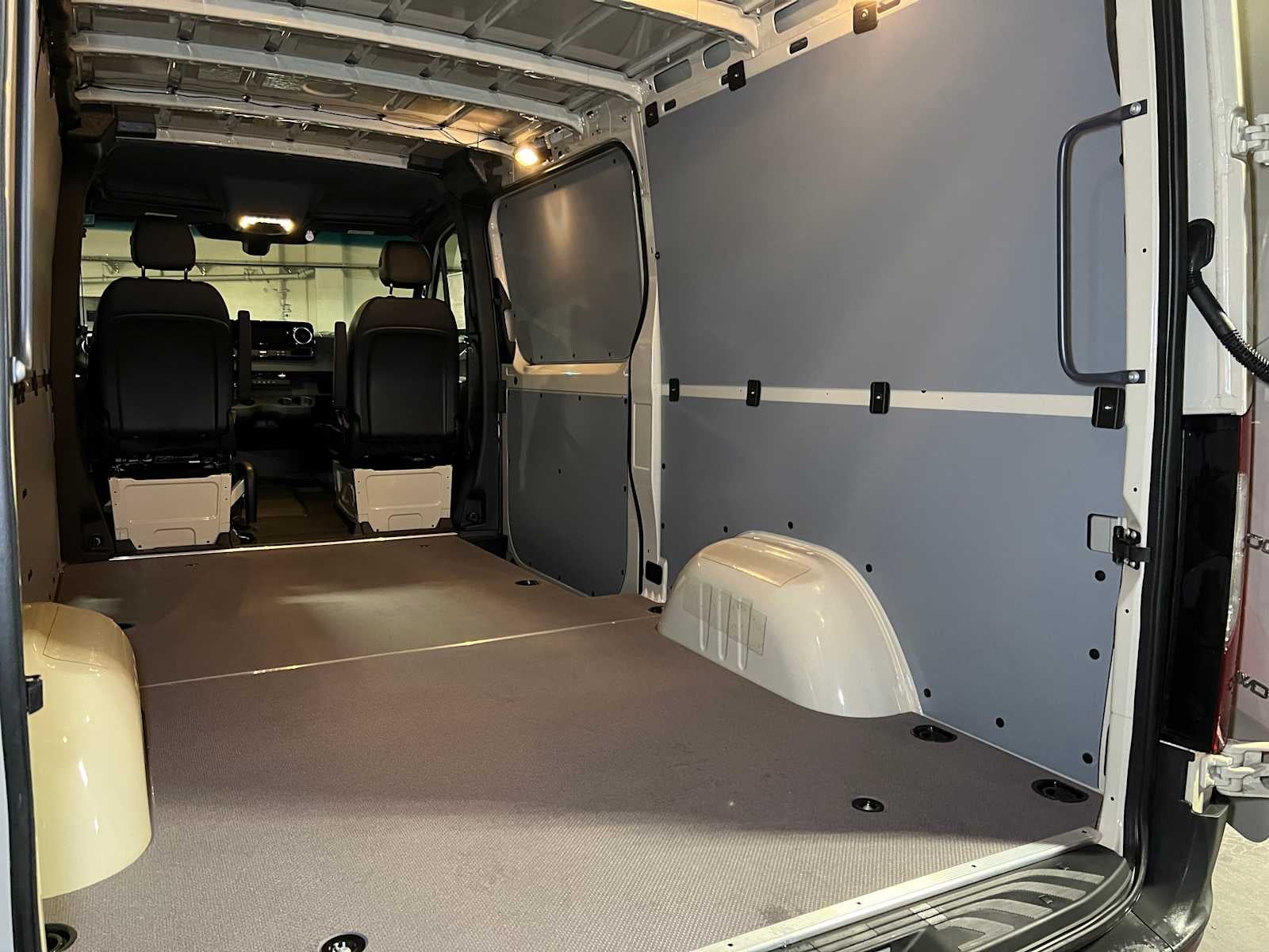 2025 Mercedes-Benz Sprinter Cargo Van 2500 Standard Roof I4 Diesel HO 144" AWD