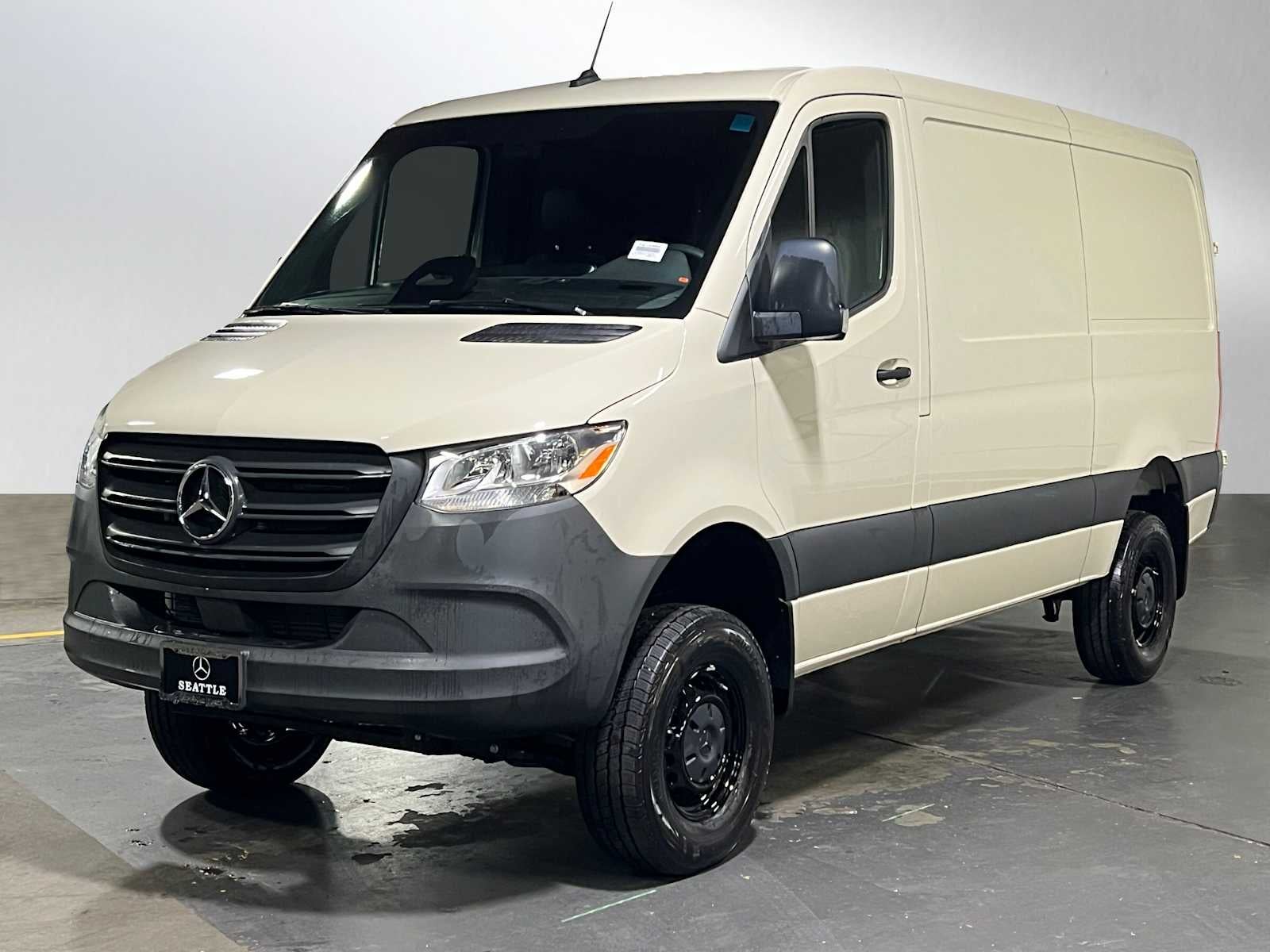 2025 Mercedes-Benz Sprinter Cargo Van 2500 Standard Roof I4 Diesel HO 144" AWD