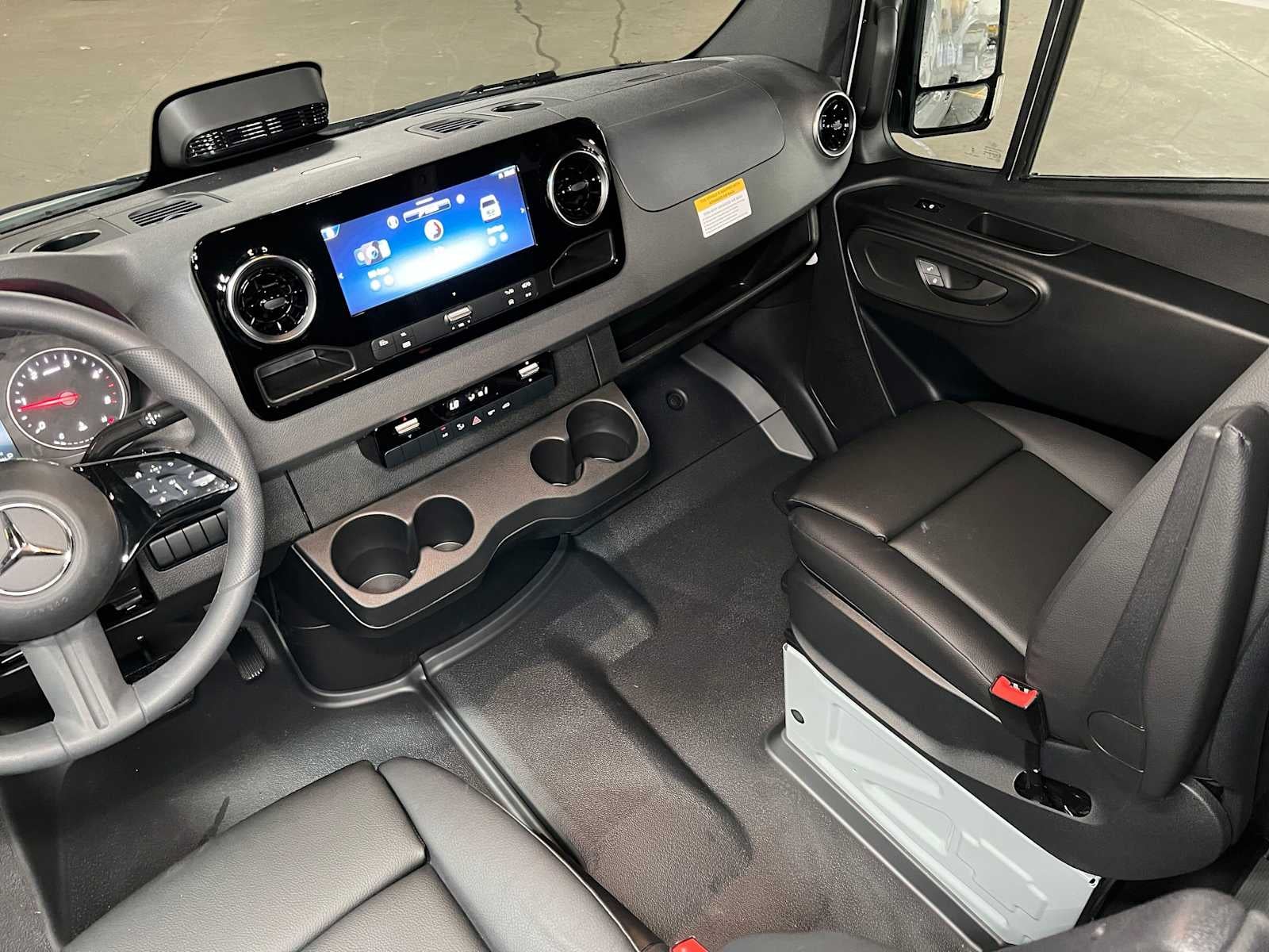 2025 Mercedes-Benz Sprinter Cargo Van 2500 Standard Roof I4 Diesel HO 144 AWD