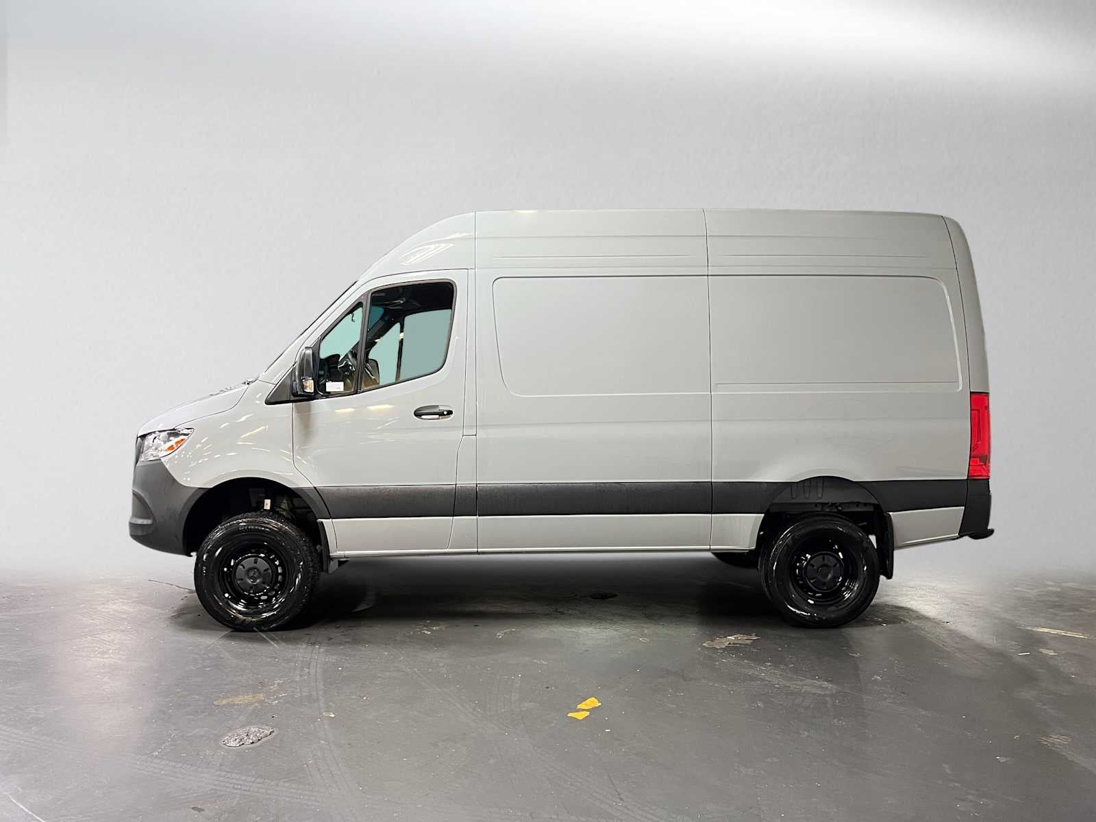 2025 Mercedes-Benz Sprinter Cargo Van 2500 Standard Roof I4 Diesel HO 144 AWD