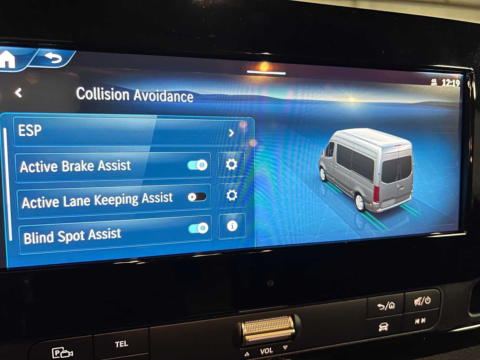 2026 Mercedes-Benz Sprinter 2500 Standard Roof I4 Diesel HO 144" AWD